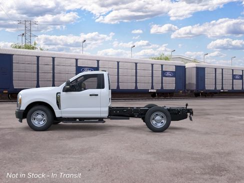 New 2026 Ford F350 XL RWD image 3