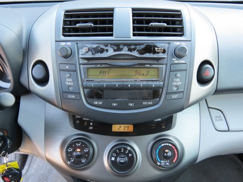 Used 2010 Toyota RAV4 2WD image 14