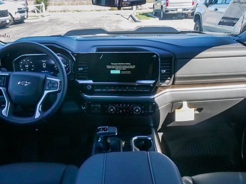 New 2026 Chevrolet Silverado 1500 LT Trail Boss w/ Convenience Package II image 11