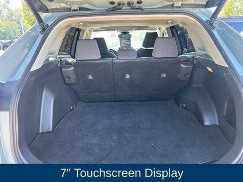 Used 2021 Toyota RAV4 XLE w/ Convenience Package FWD image 9
