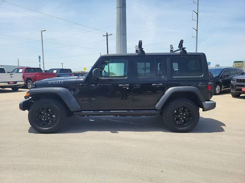 Used 2021 Jeep Wrangler Unlimited Sport AWD/4WD image 11