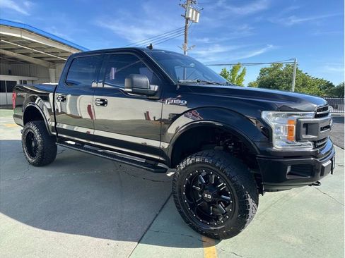 Used 2019 Ford F150 XLT w/ Equipment Group 302A Luxury image 5