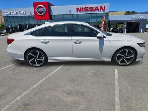 Used 2019 Honda Accord Sport image 7