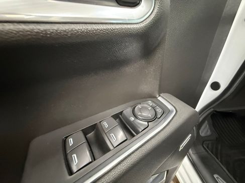 Used 2025 GMC Sierra 1500 Elevation w/ Preferred Package AWD/4WD image 24