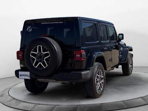 Used 2024 Jeep Wrangler Unlimited Sahara AWD/4WD image 3