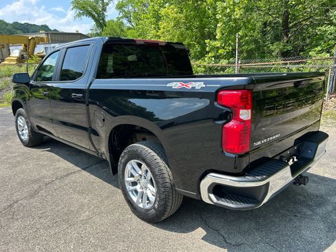 Used 2023 Chevrolet Silverado 1500 LT image 7