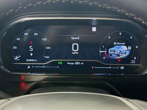 Used 2023 GMC Yukon AT4 w/ AT4 Premium Package image 12