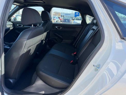 Certified 2025 Honda Civic Sport image 8