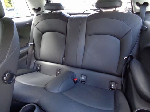 Used 2023 MINI Cooper S w/ Signature Upholstery Package FWD image 18