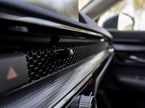 Used 2025 Honda CR-V EX-L image 31