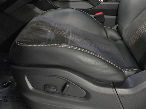 Certified 2023 Porsche Cayenne Turbo GT AWD/4WD image 25