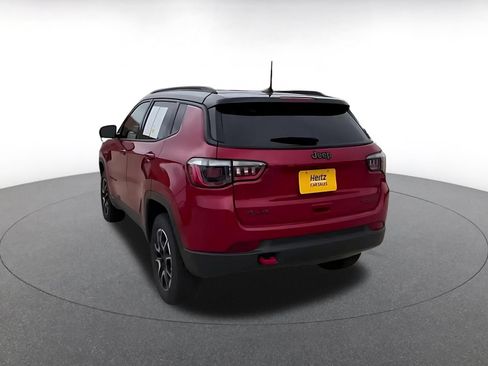 Used 2025 Jeep Compass Trailhawk AWD/4WD image 10