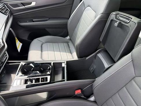 New 2026 Volkswagen Atlas Cross Sport SEL AWD/4WD image 22