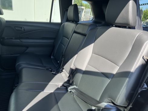 Used 2022 Honda Passport EX-L image 33