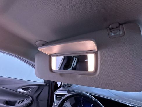 Used 2024 Buick Encore GX Preferred FWD image 32