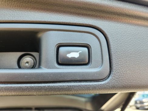 Used 2017 Honda Pilot Elite image 35