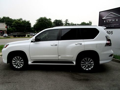 Used 2018 Lexus GX 460 Premium w/ Premium Package AWD/4WD image 12