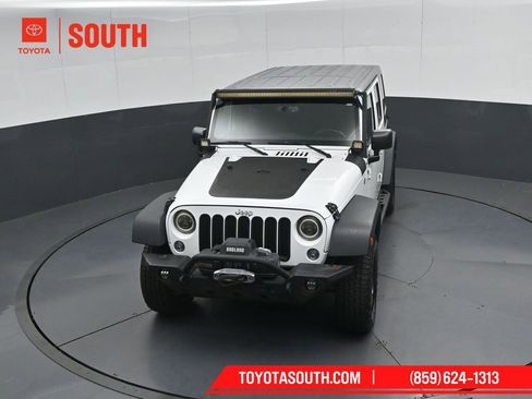 Used 2017 Jeep Wrangler Unlimited Sport w/ Quick Order Package 24S AWD/4WD image 48