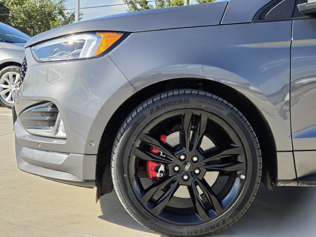 Used 2024 Ford Edge ST w/ Equipment Group 401A AWD/4WD image 4