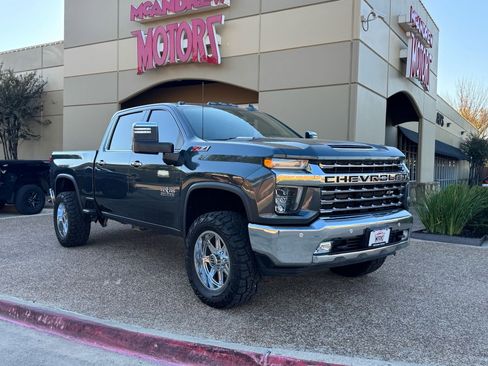 Used 2020 Chevrolet Silverado 2500 LTZ w/ LTZ Texas Edition image 6