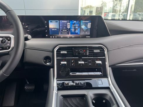 New 2026 Nissan Armada SV image 19