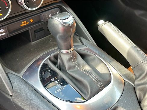 Certified 2020 FIAT 124 Spider Lusso w/ Convenience Group image 16