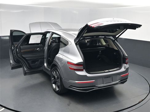 Used 2025 Genesis GV80 3.5T Prestige image 25