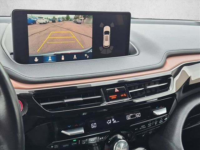 Used 2022 Acura MDX w/ Technology Package FWD image 14