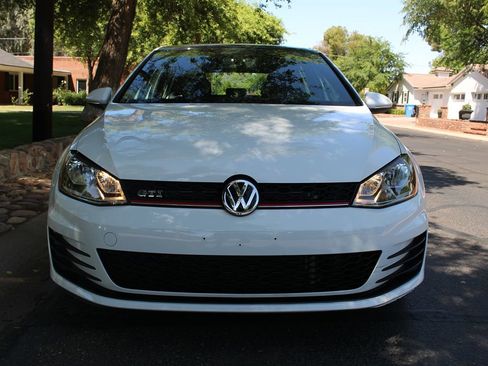 Used 2015 Volkswagen GTI Autobahn image 4
