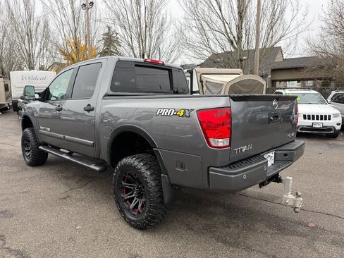 Used 2013 Nissan Titan PRO-4X image 6