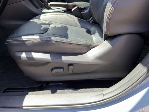 Used 2019 Subaru Crosstrek 2.0i Limited w/ Moonroof Package w/Navigation AWD/4WD image 25
