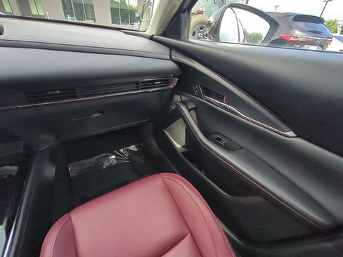 Used 2024 MAZDA CX-30 AWD 2.5 S w/ Preferred Package image 16