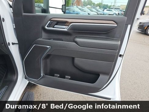 Used 2024 Chevrolet Silverado 2500 LT image 38