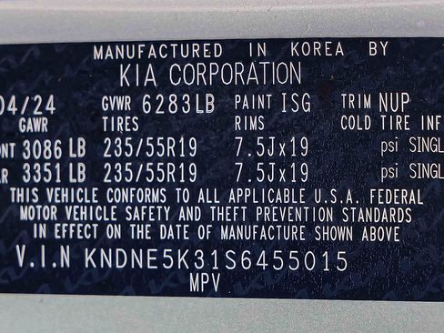 Certified 2025 Kia Carnival SX Prestige FWD image 32