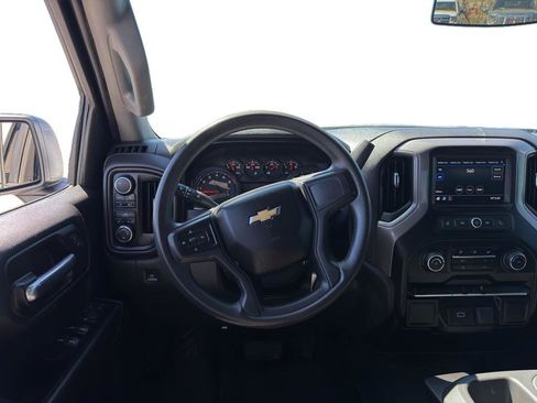 Used 2019 Chevrolet Silverado 1500 Custom AWD/4WD image 6