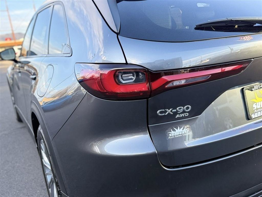 Used 2024 MAZDA CX-90 3.3 Turbo w/ Preferred Plus AWD/4WD image 13