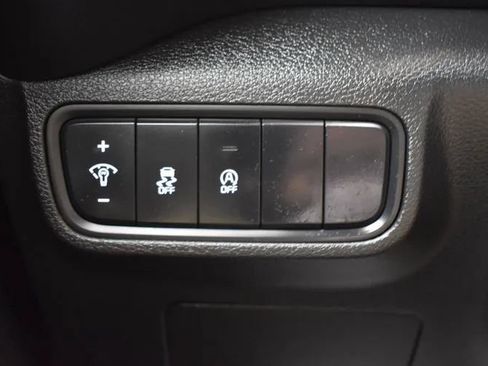 Used 2024 Kia Soul LX w/ Option Group 015 FWD image 22