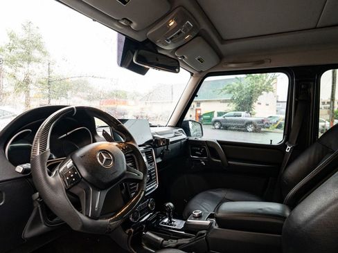 Used 2013 Mercedes-Benz G 550 image 32