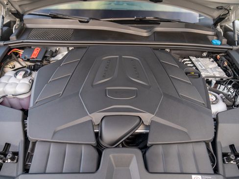 New 2026 Porsche Cayenne E-Hybrid image 29