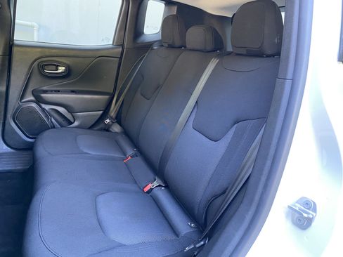 Used 2022 Jeep Renegade Sport w/ Sport Appearance Group AWD/4WD image 35