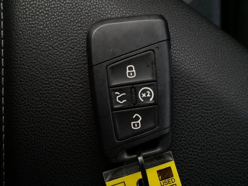 Used 2020 Volkswagen Jetta SE image 32