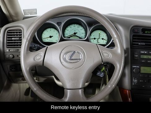 Used 2002 Lexus GS 300 w/ Premium Pkg RWD image 7