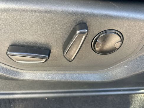 Used 2022 Ford F250 Lariat w/ Lariat Value Package image 31