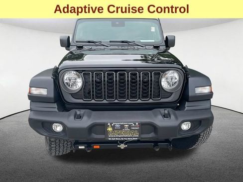 Used 2024 Jeep Wrangler Sport AWD/4WD image 4