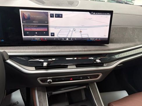 Used 2025 BMW X5 xDrive40i image 14