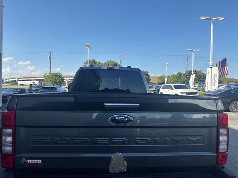 Used 2022 Ford F350 XLT w/ XLT Premium Package AWD/4WD image 7