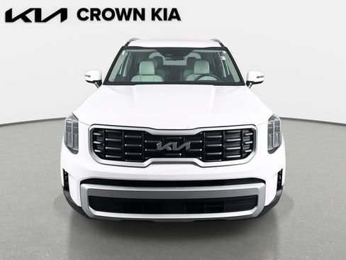 Certified 2024 Kia Telluride S image 2