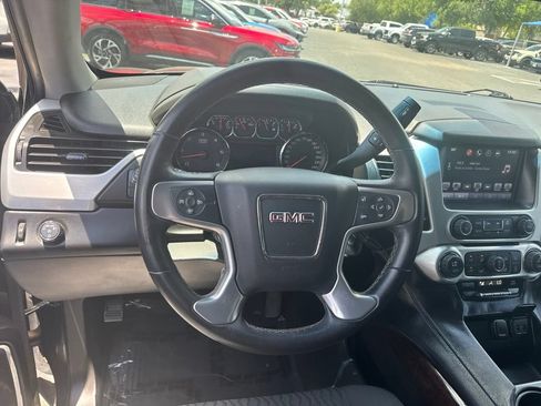 Used 2016 GMC Yukon SLE RWD image 12