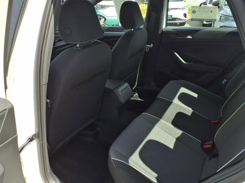 Certified 2025 Volkswagen Jetta Sport image 20