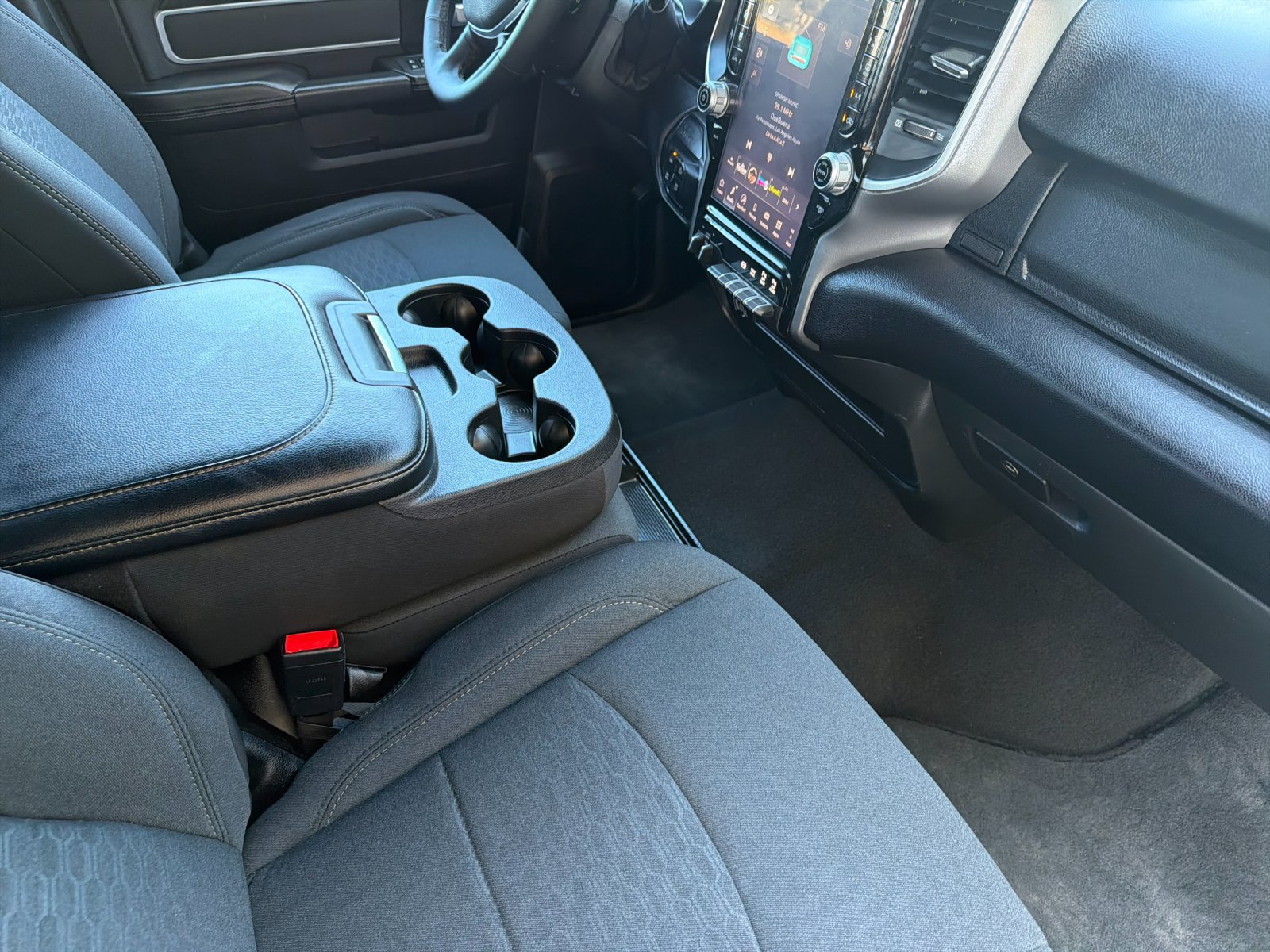 Used 2025 RAM 2500 Big Horn AWD/4WD image 16